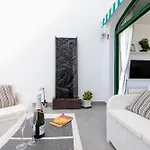 16a Silver Garden Ocean View *