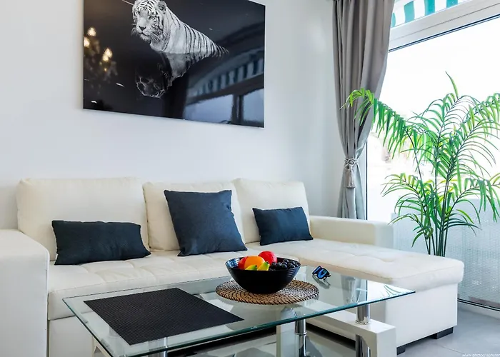 16a Silver Garden Ocean View *